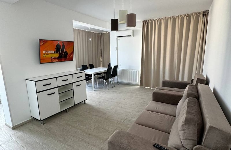 Miete geräumiger 3-Zimmer-Apartments, 100 m², erste Vermietung, Mamaia Nord, Constanța, Rumänien